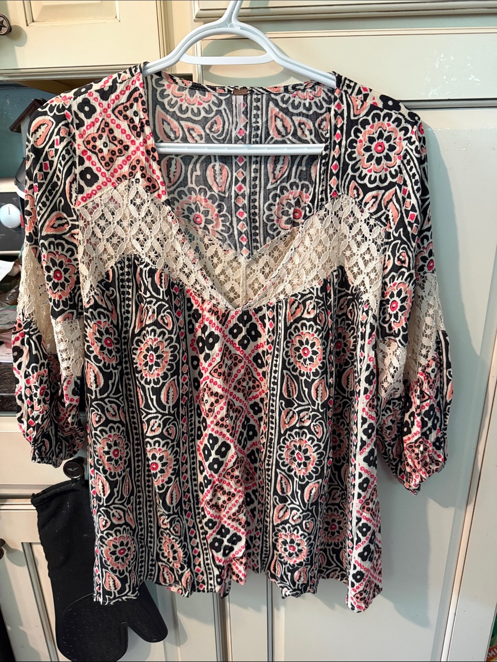 Free People Black, Pink & Cream Lace-Trim Printed Blouse